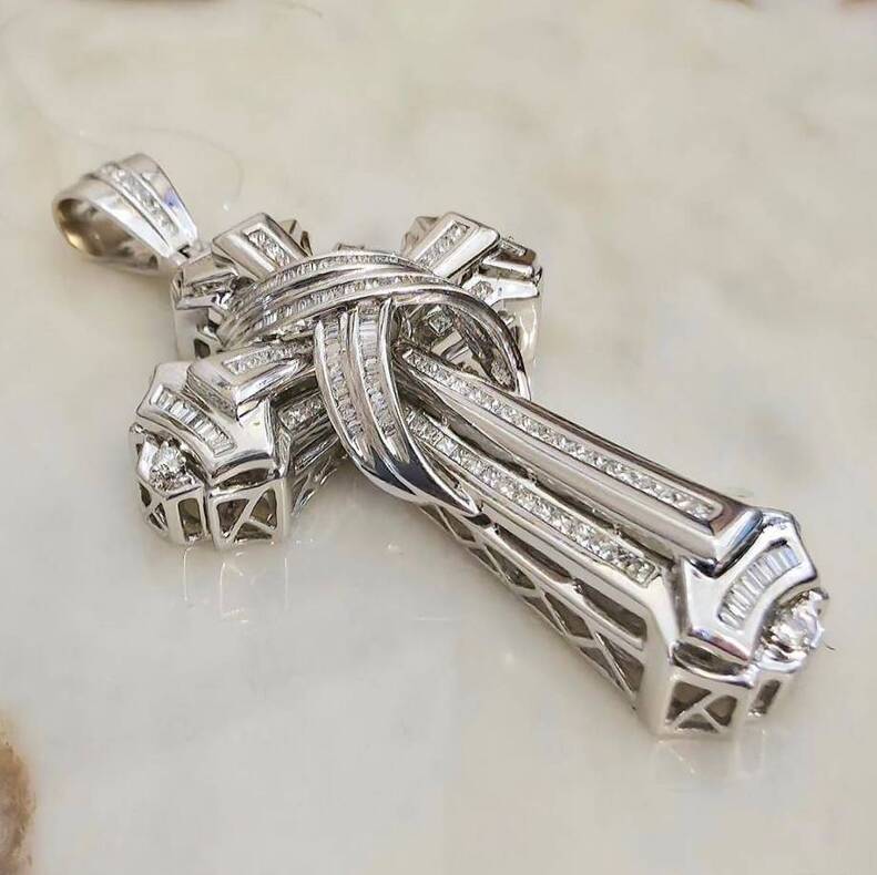 Золотая подвеска крест с бриллиантами 2,18 ct-11