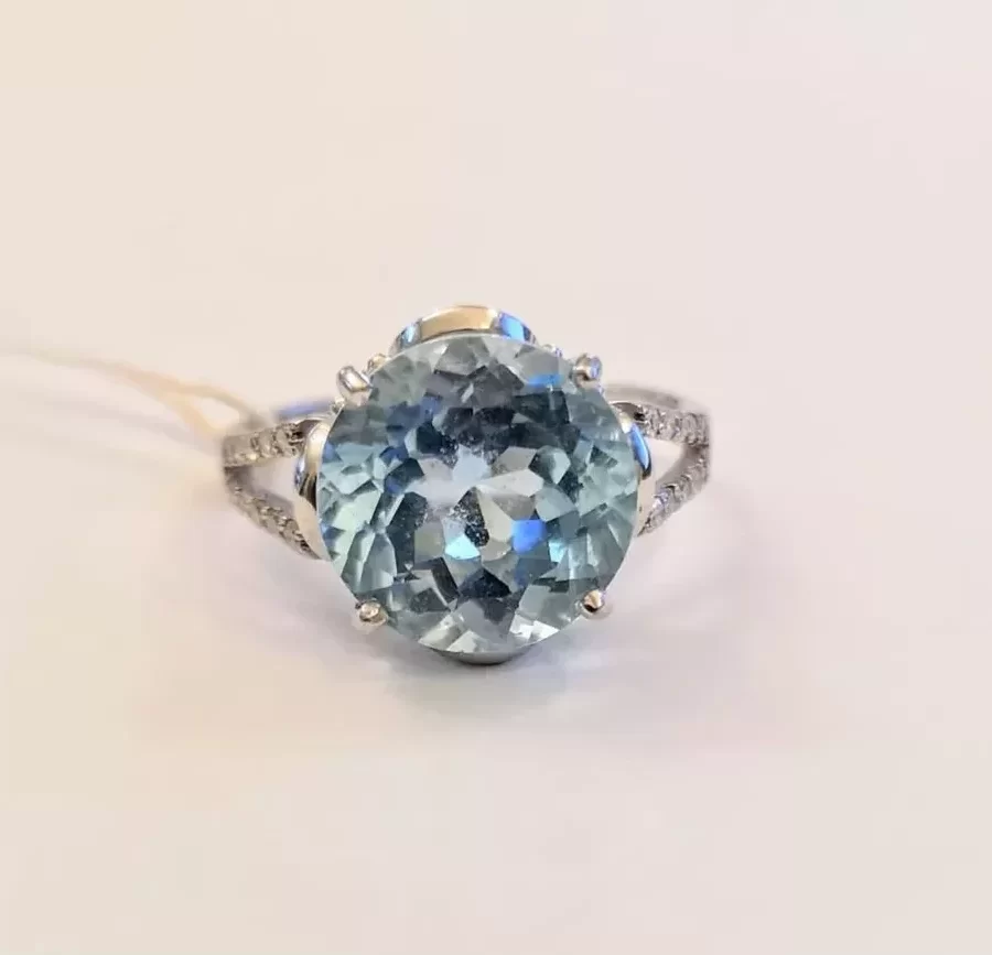 Золотое кольцо с топазом 7,55 ct и бриллиантами-63