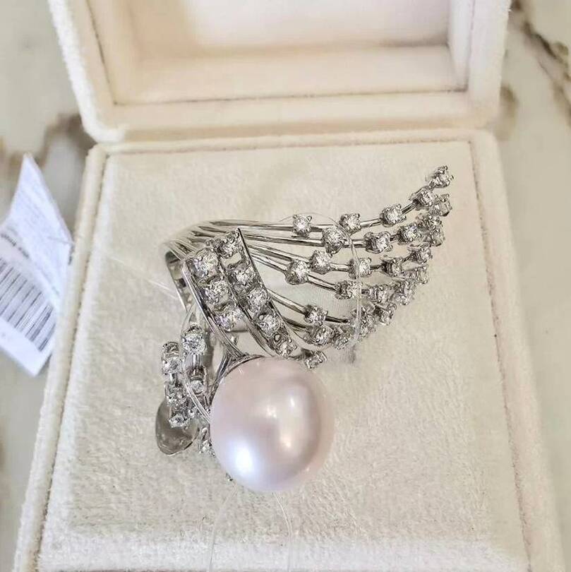 Золотое кольцо с бриллиантами и жемчугом 2,2 ct-1