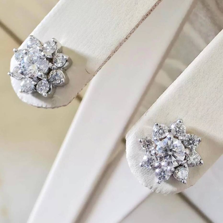 Золотые серьги пусеты с бриллиантами 0,8 ct-8