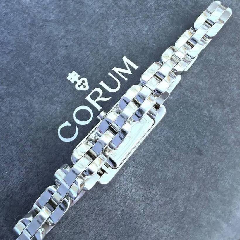 Corum женские часы с бриллиантами-5